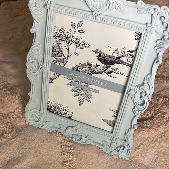 Laura Ashley | Powder Blue Shabby Chic Frame - Picture 5 of 8